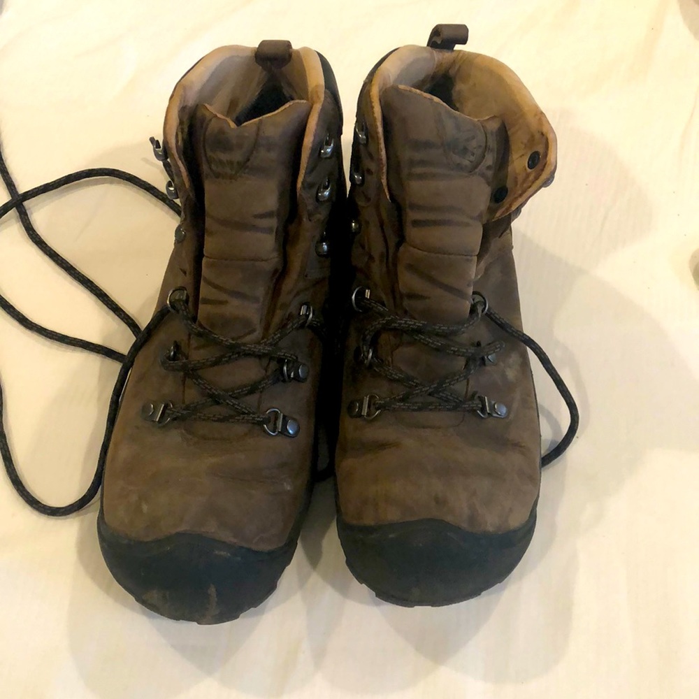 Keen hiking boots